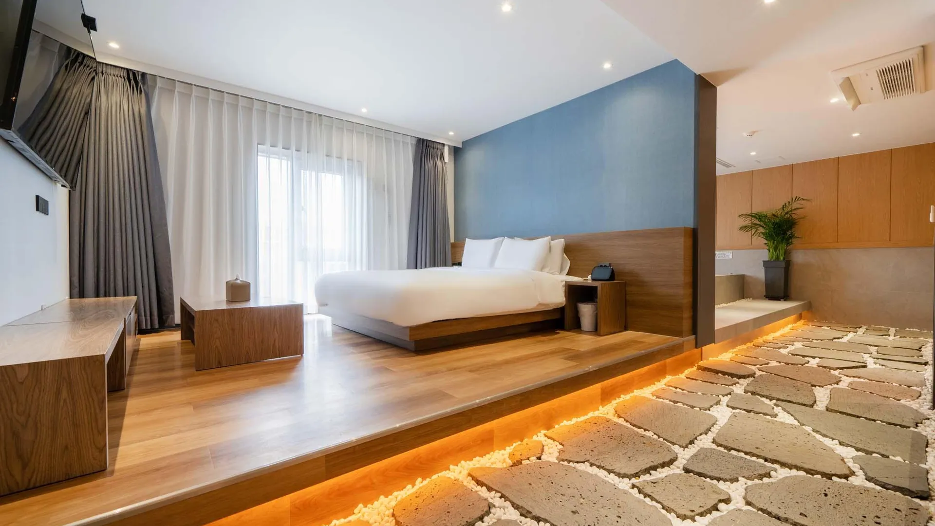 울산 울산 삼산 CUSTOM HOTEL(커스텀 호텔) 1성급 호텔 객실