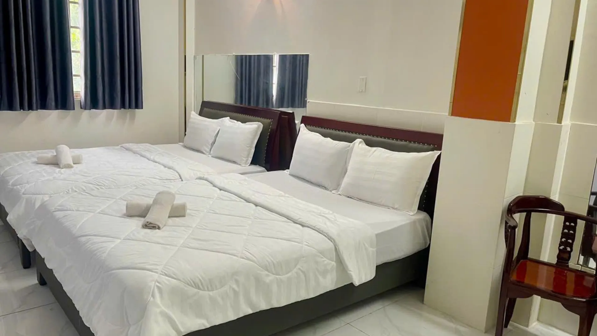 호치민 카삭산 호아 마이 1성급 호텔 스위트룸