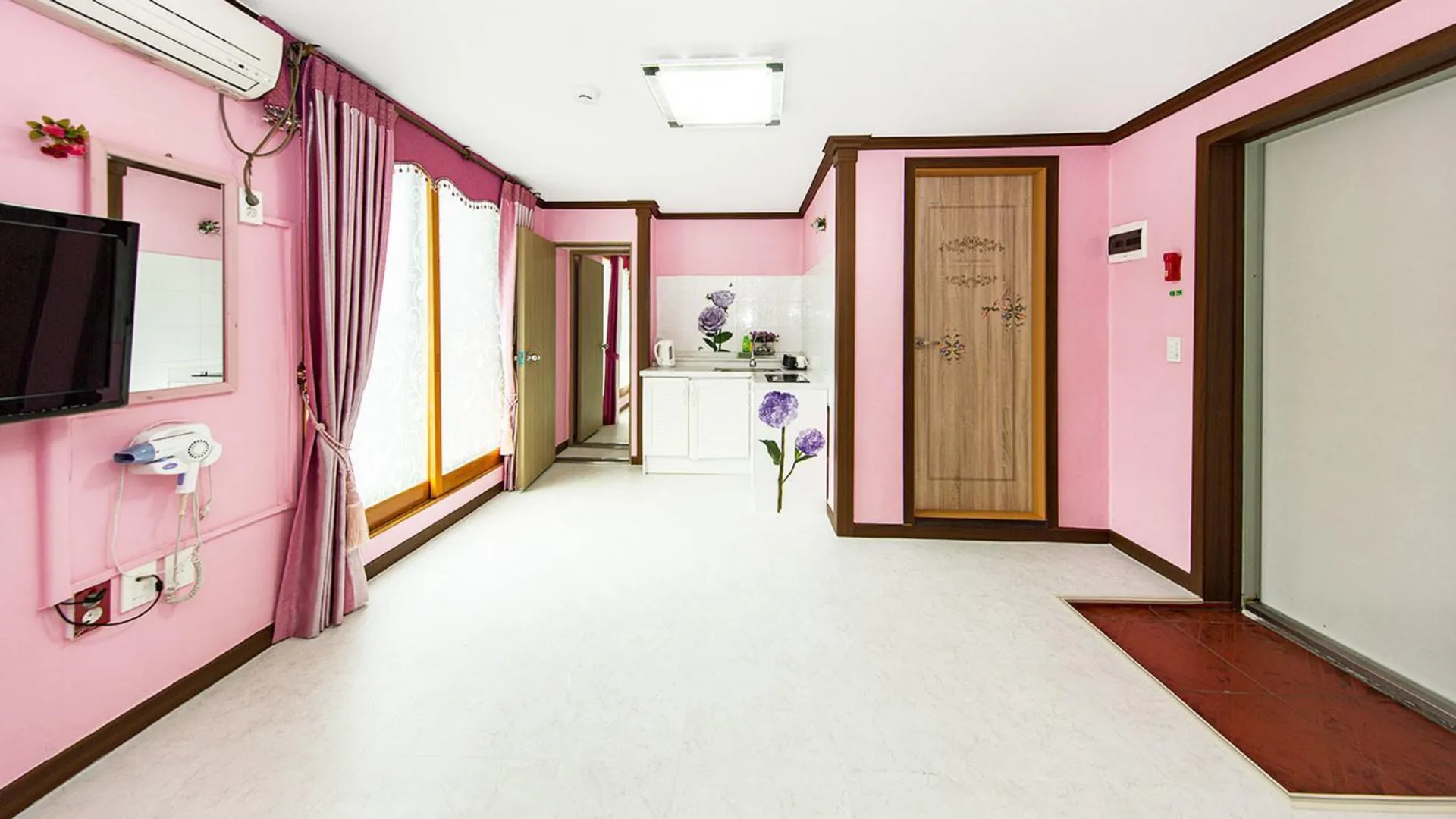 보령 대천 즐거운 펜션 2성급 게스트하우스 스위트룸