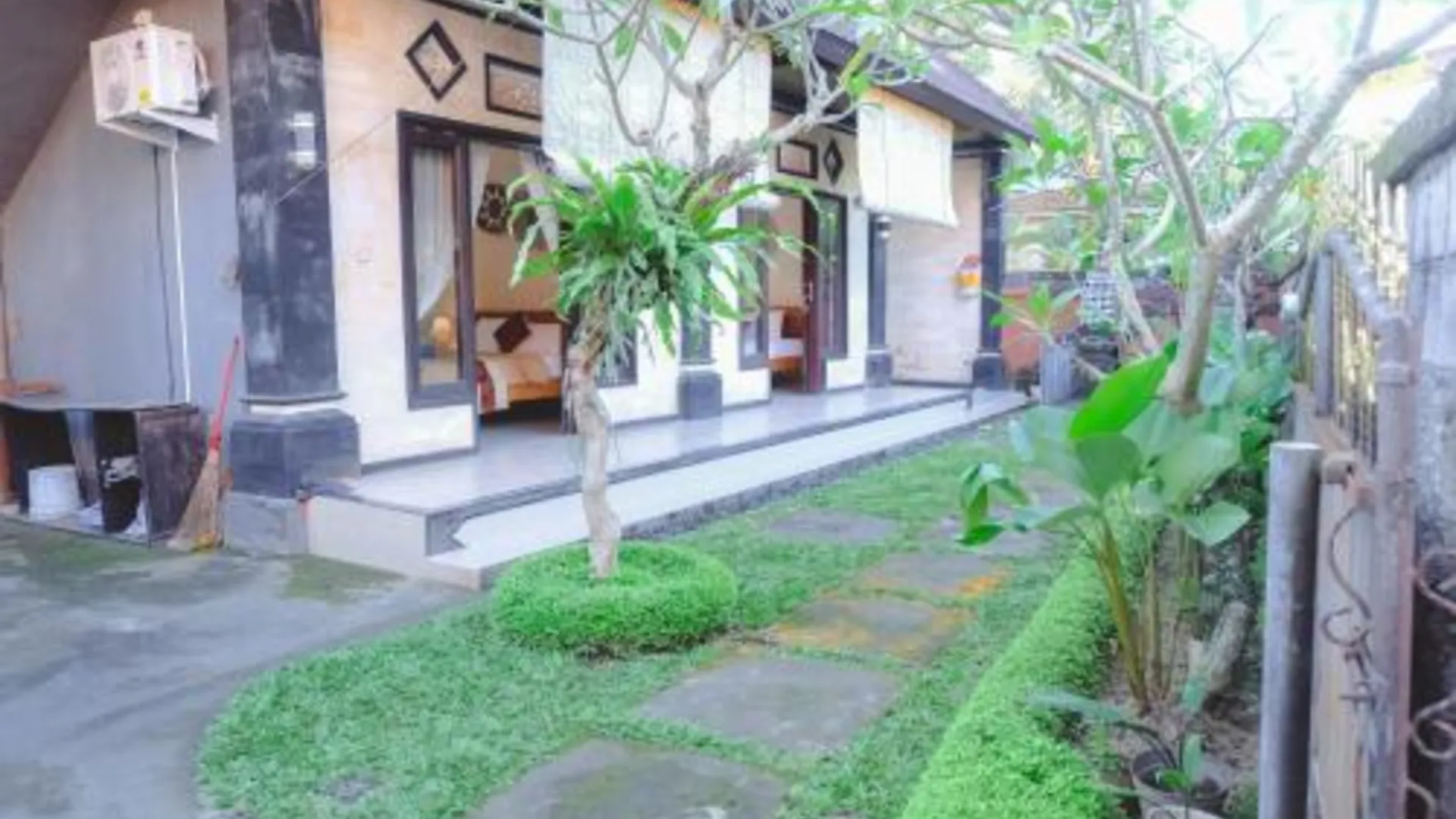 발리 D'sila House 호텔 외관