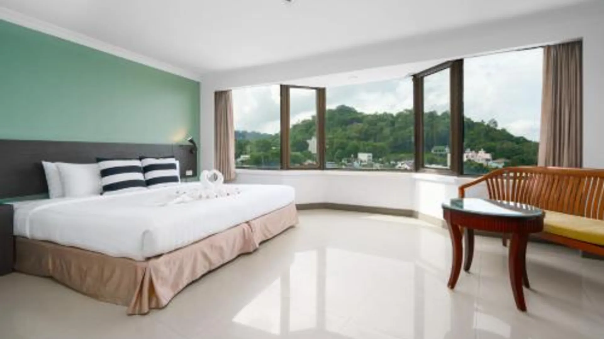 푸켓 아이 파빌리온 호텔 푸켓 4성급 호텔 스위트룸