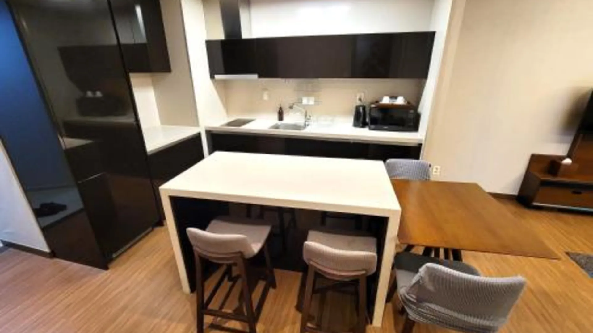 부산 W레지던스 호텔 해운대 4성급 호텔 외관