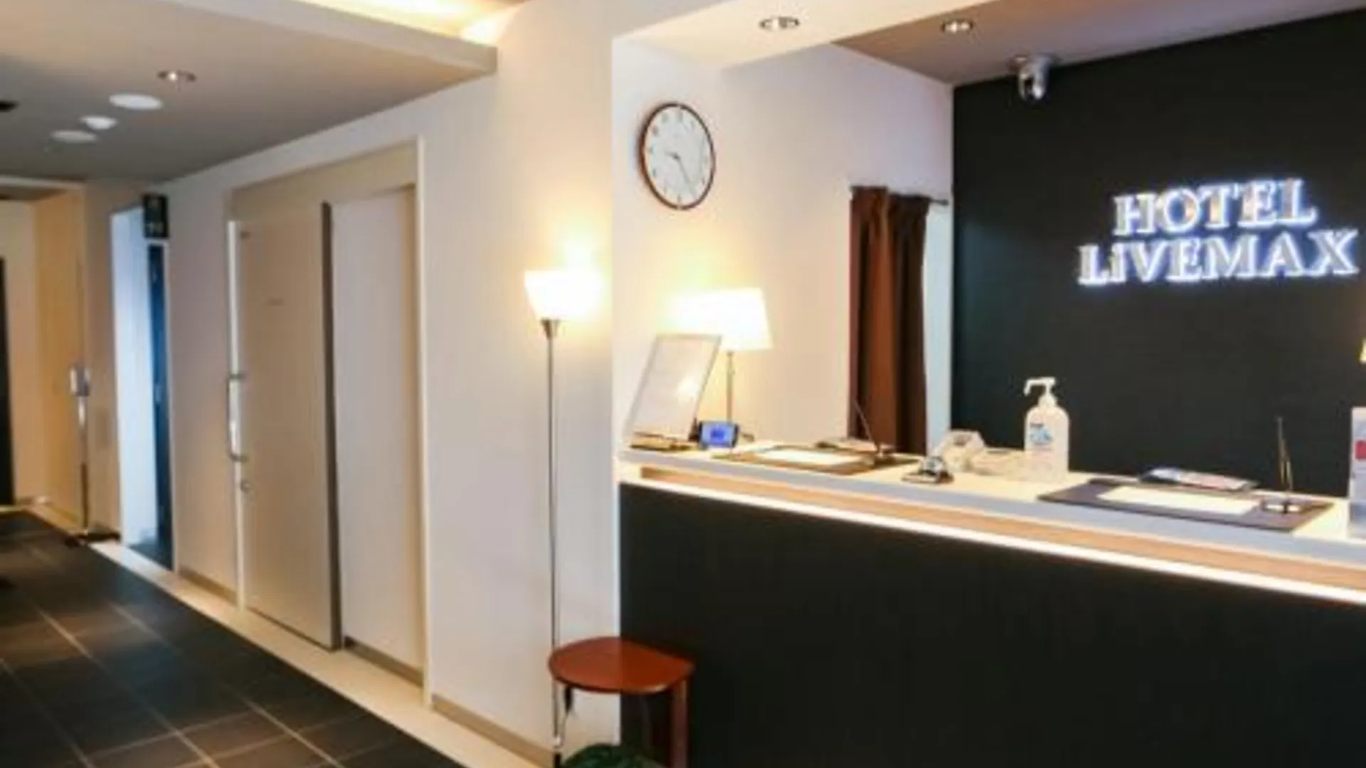 도쿄 / 동경 Hotel Livemax Akabane-Ekimae 2성급 호텔 외관