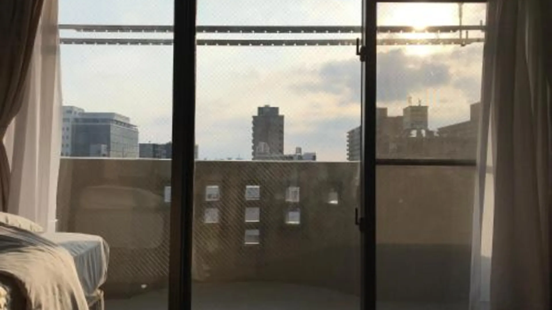 오키나와 본섬 위클리 하버뷰 맨션 메인 빌딩 4성급 게스트하우스 외관