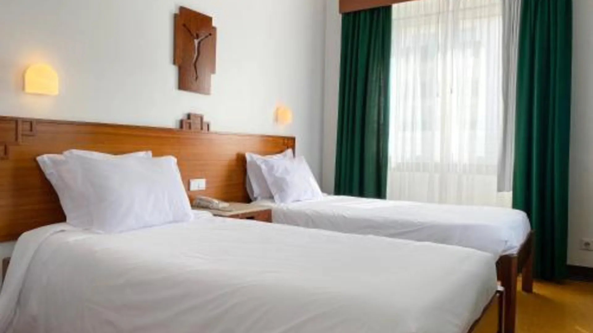 파티마 Hotel Irmãs Dominicanas - Fátima by Flagworld Hotels 3성급 호텔 스위트룸