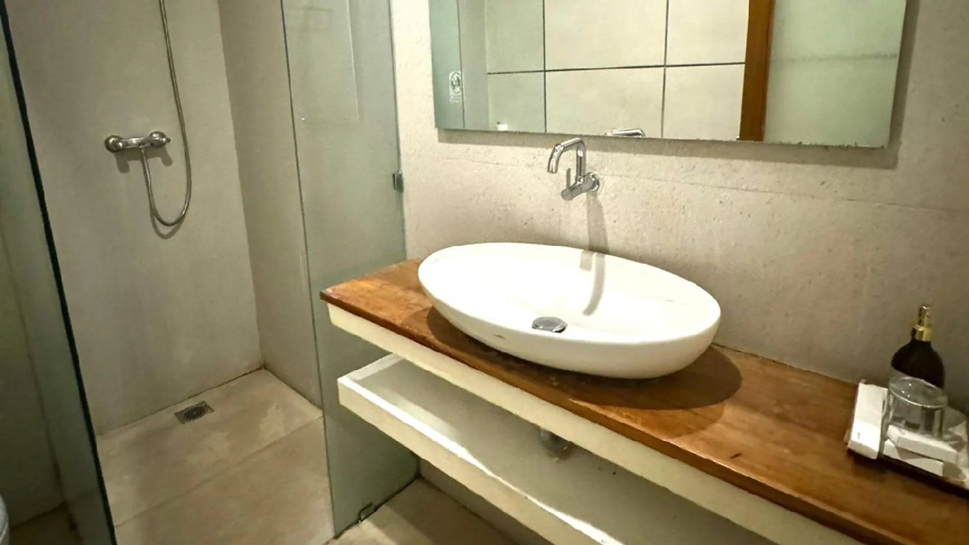 발리 스미냑의 스튜디오 아파트먼트 (3m², 프라이빗 욕실 1개) 3성급 싱글룸 스위트룸