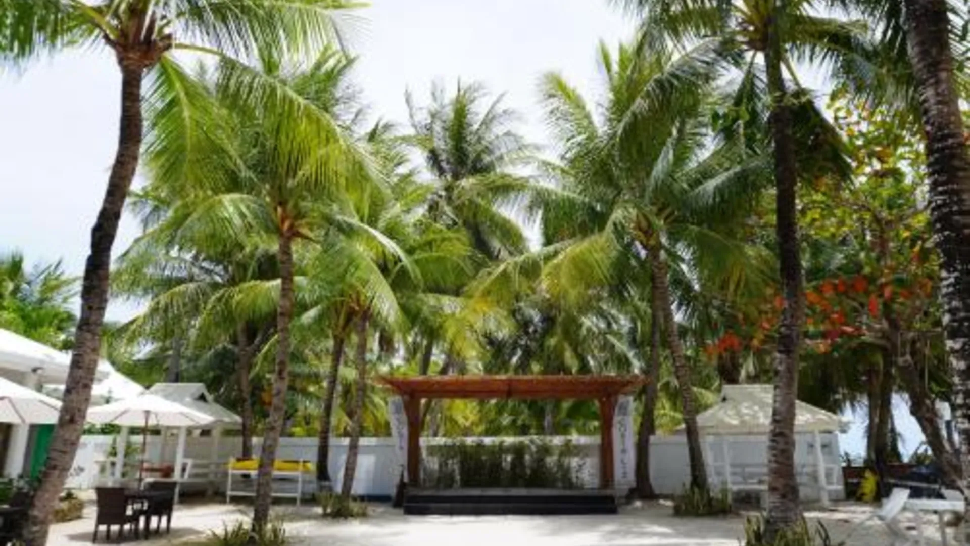 세부 코스타 리즈 아일랜드 리조트 3성급 호텔 외관