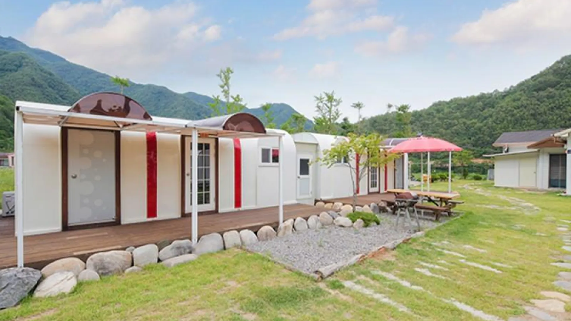 단양 단양 휴돔하우스펜션 2성급 게스트하우스 로비