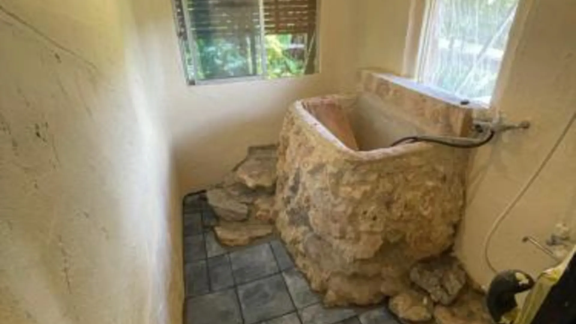 오키나와 본섬 S K p エスケープ 今帰仁 2성급 싱글룸 외관