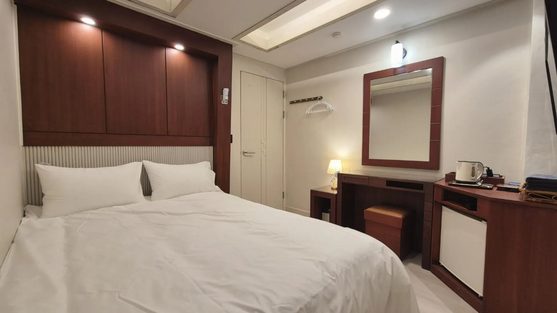 서울 안온호스텔 2성급 호텔 레스토랑