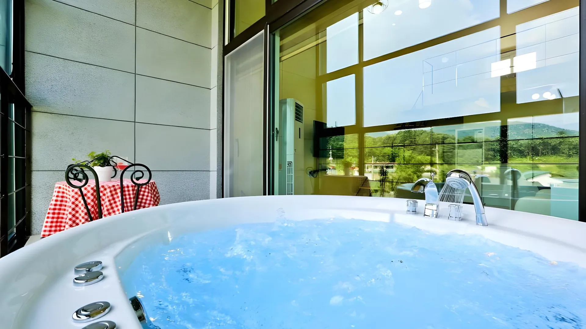 가평 휴네스트 펜션 2성급 게스트하우스 레스토랑