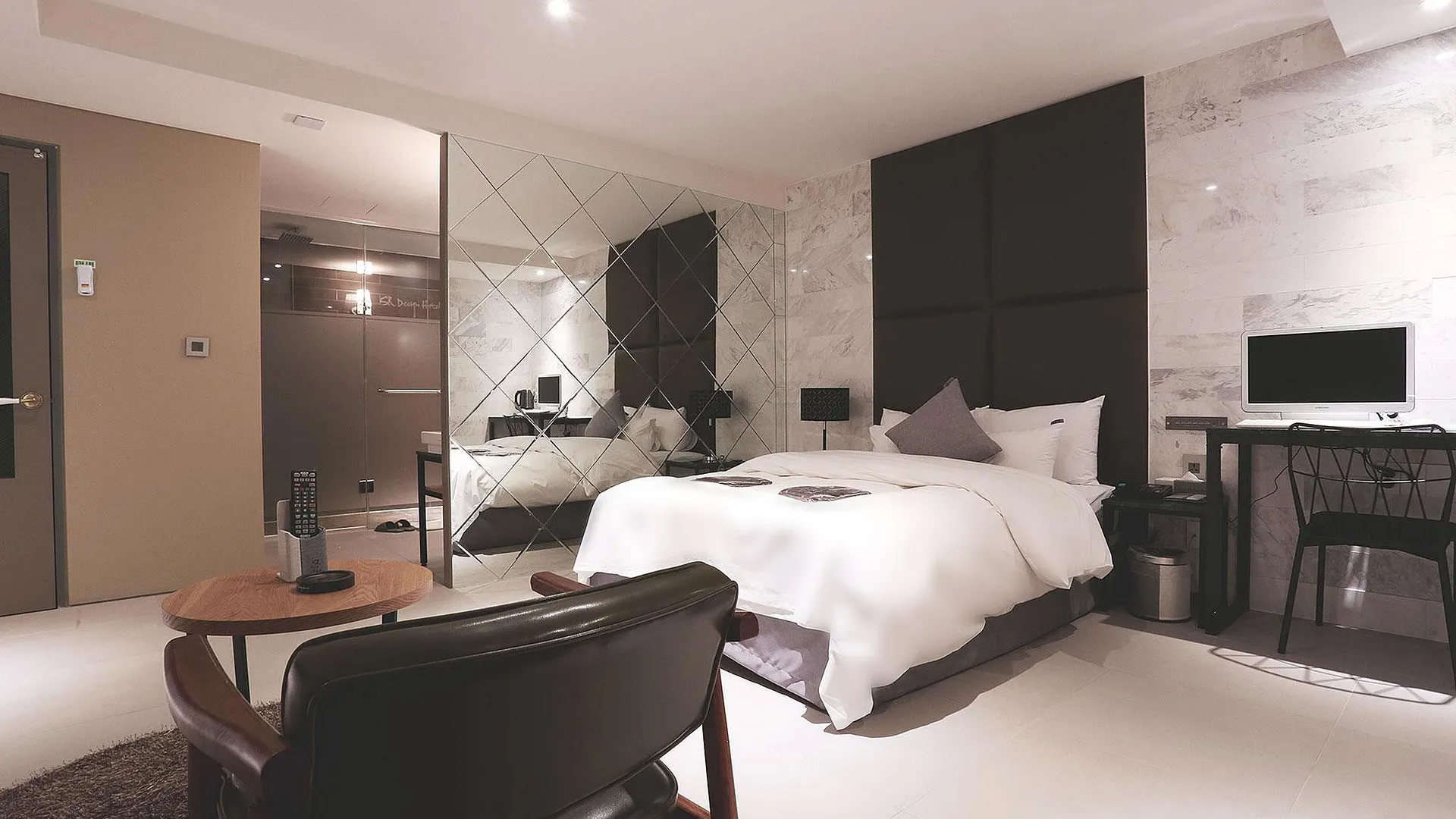 용인 SR 디자인 호텔 2성급 호텔 스위트룸