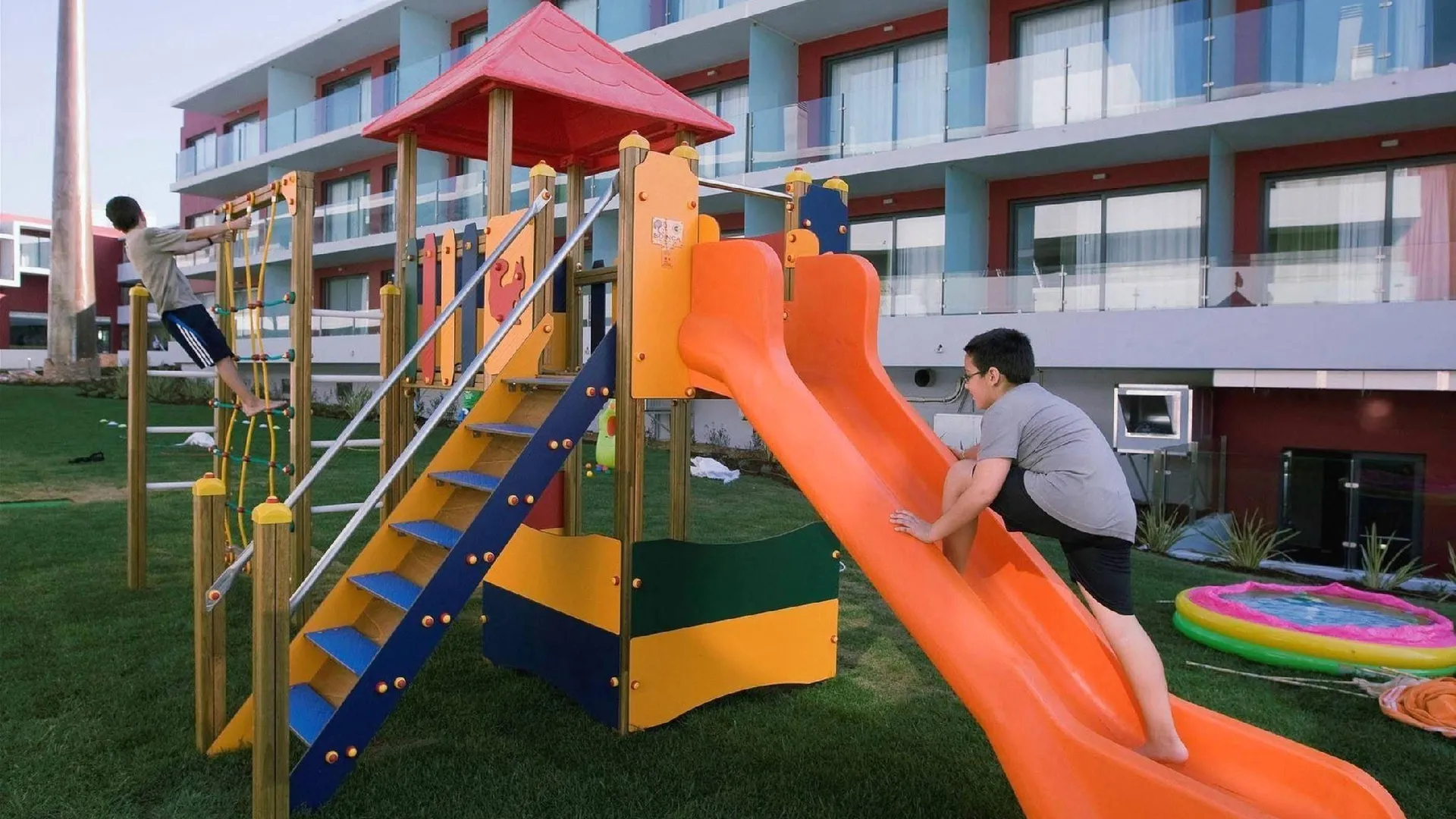 리고아 아구아호텔 리버사이드 4성급 호텔 전망