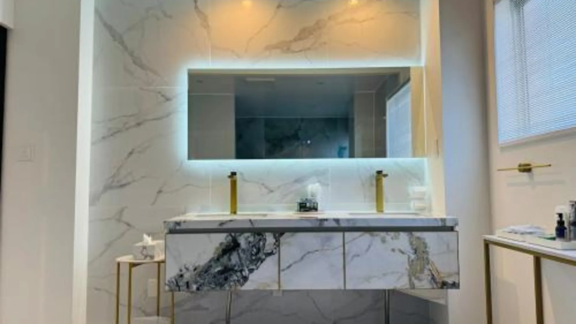 후쿠오카 Luxury Hills 1500ｍ2超絶景パティオ サウナ BBQ 駐車場4台 プール ペット 空港そば 5성급 싱글룸 스위트룸