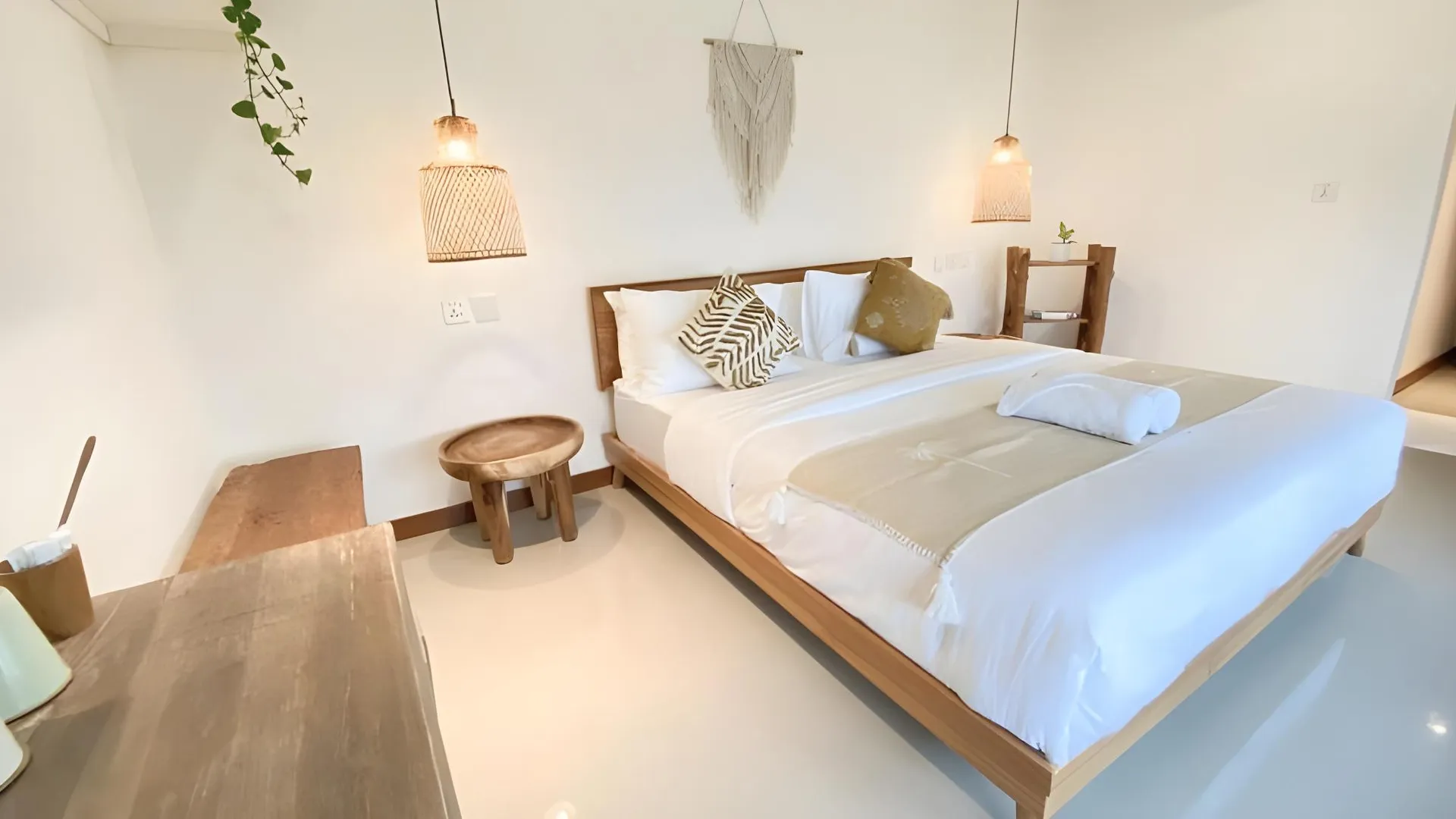 발리 화이트 페니 호스텔 2성급 호텔 스위트룸