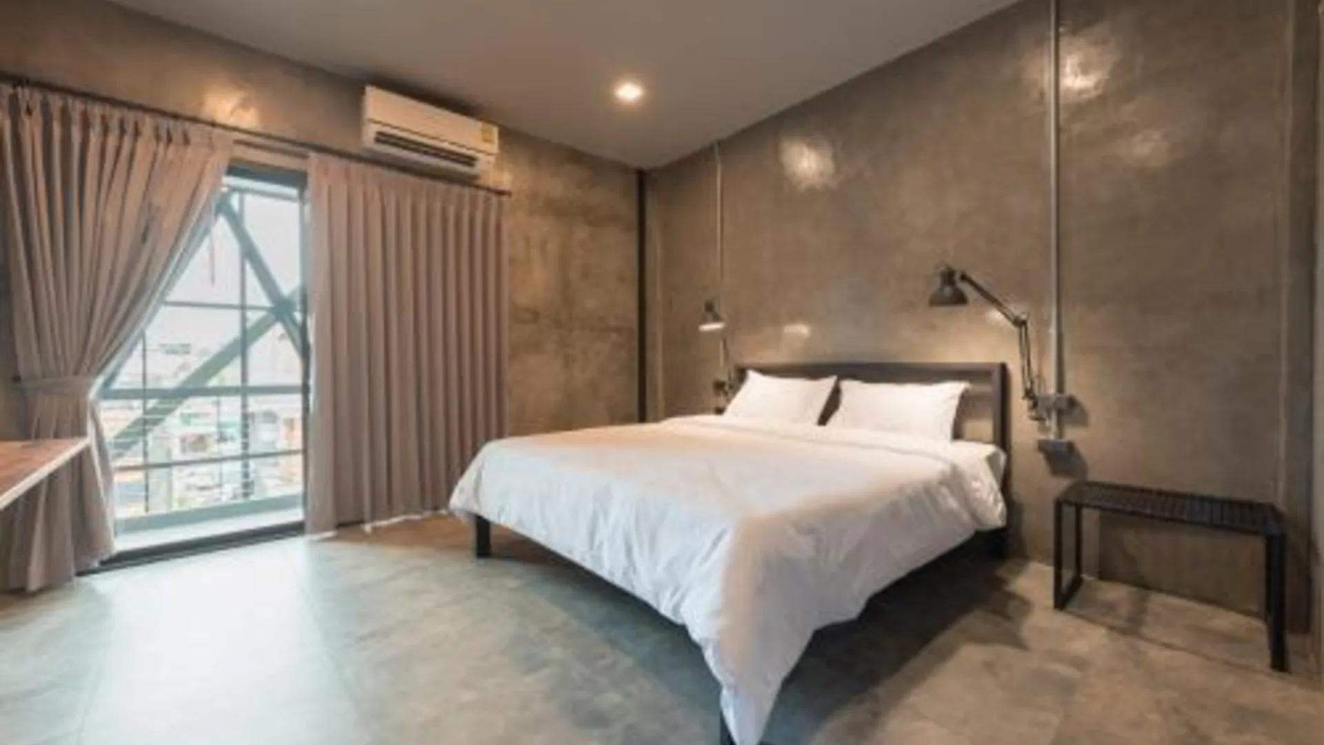 치앙라이 베드 앤 바이크 호스텔 2성급 호텔 스위트룸