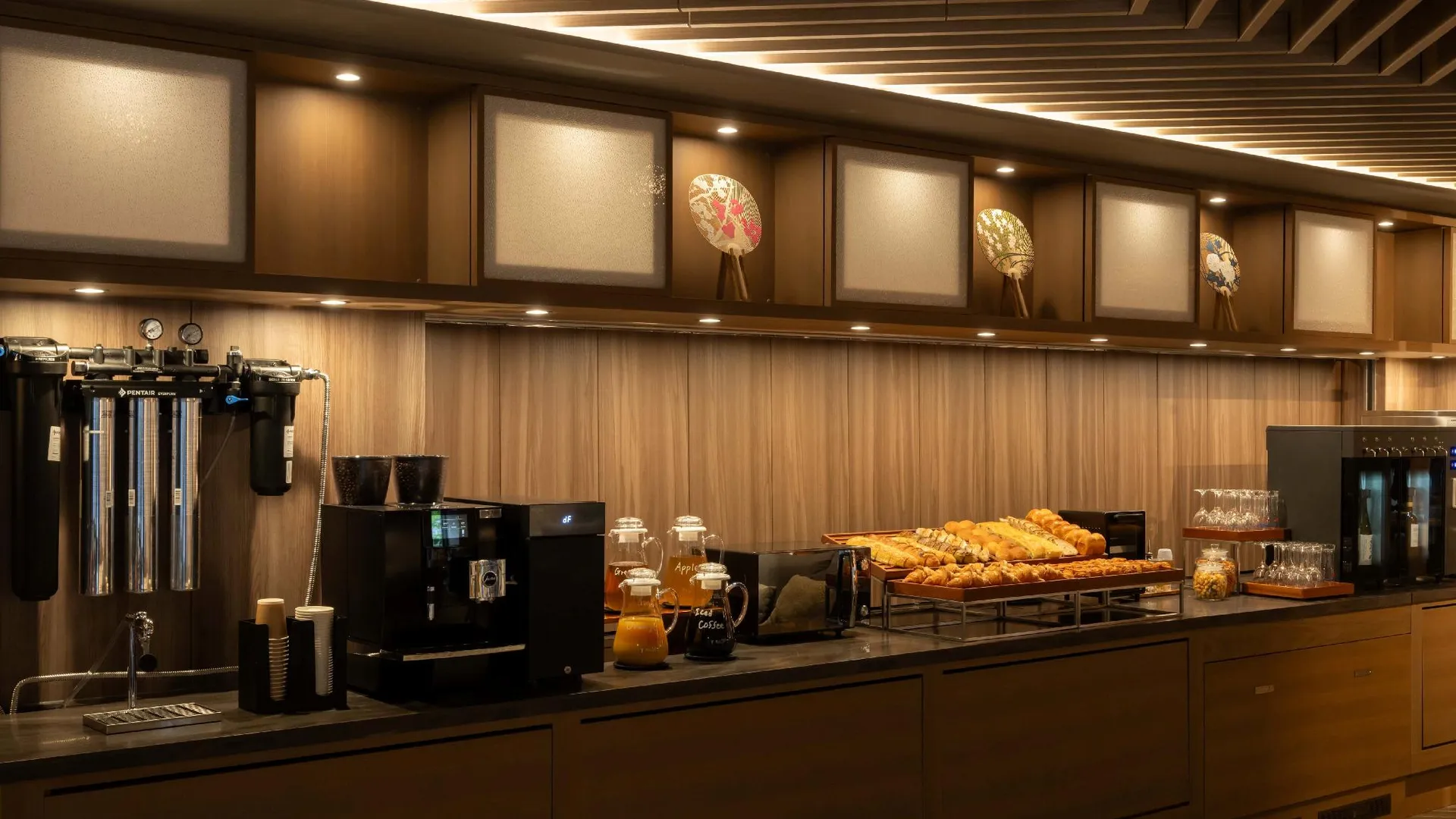 교토 인섬니아 교토 오이케 3성급 호텔 수영장