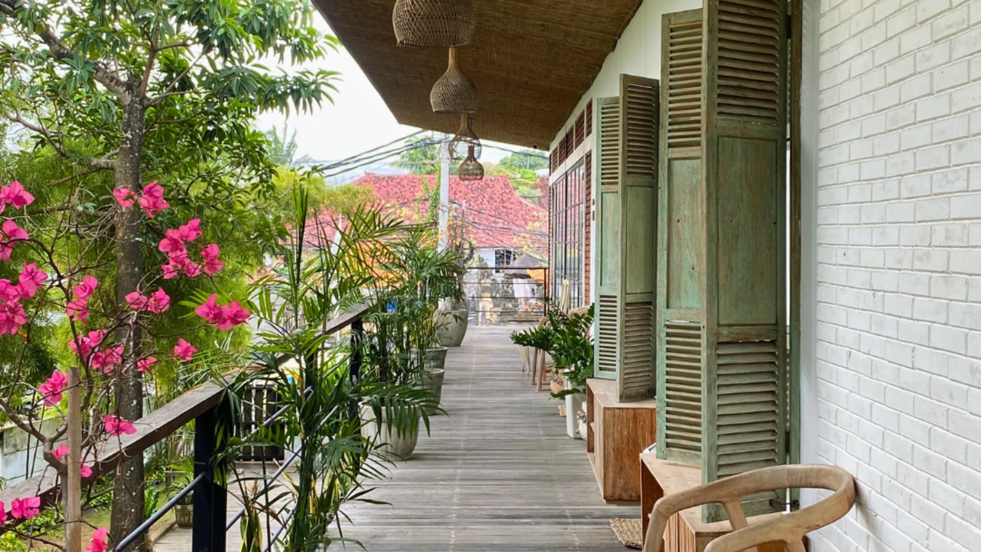 발리 화이트 페니 호스텔 2성급 호텔 외관