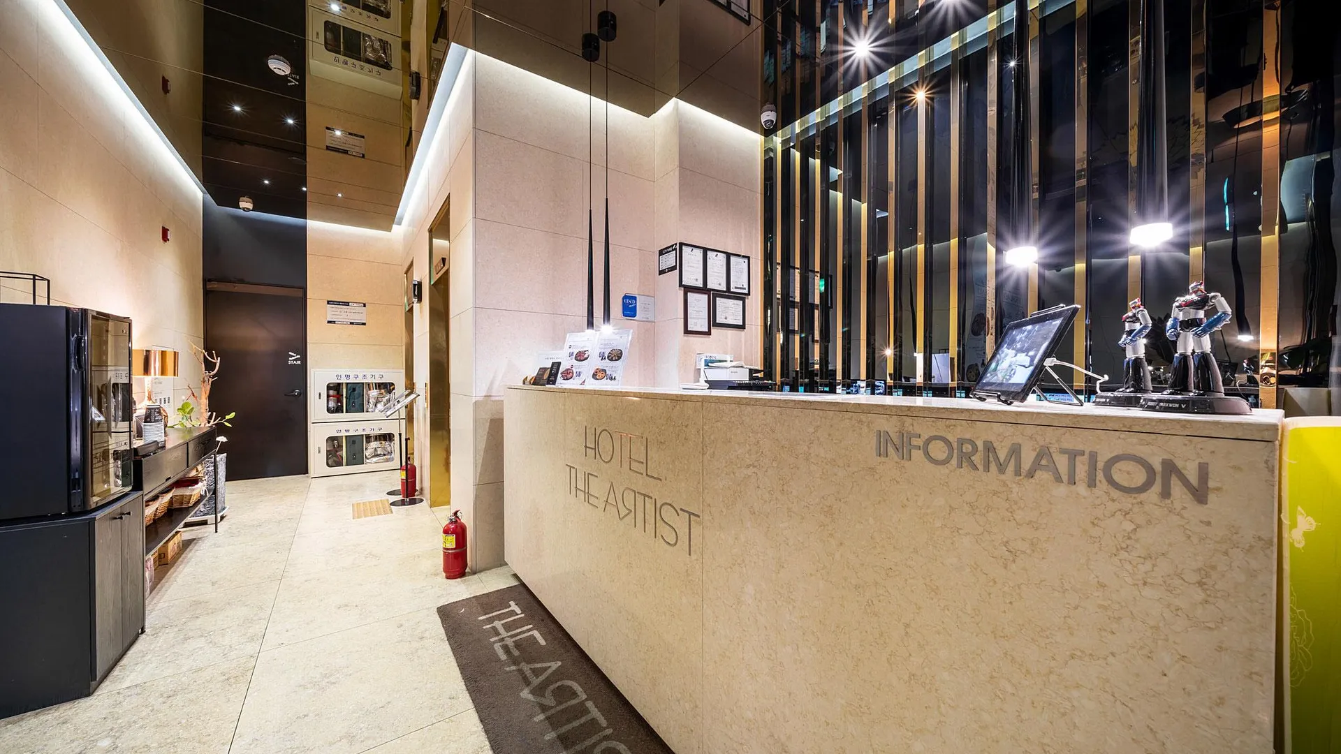 서울 호텔 디 아티스트 역삼점 3성급 호텔 로비
