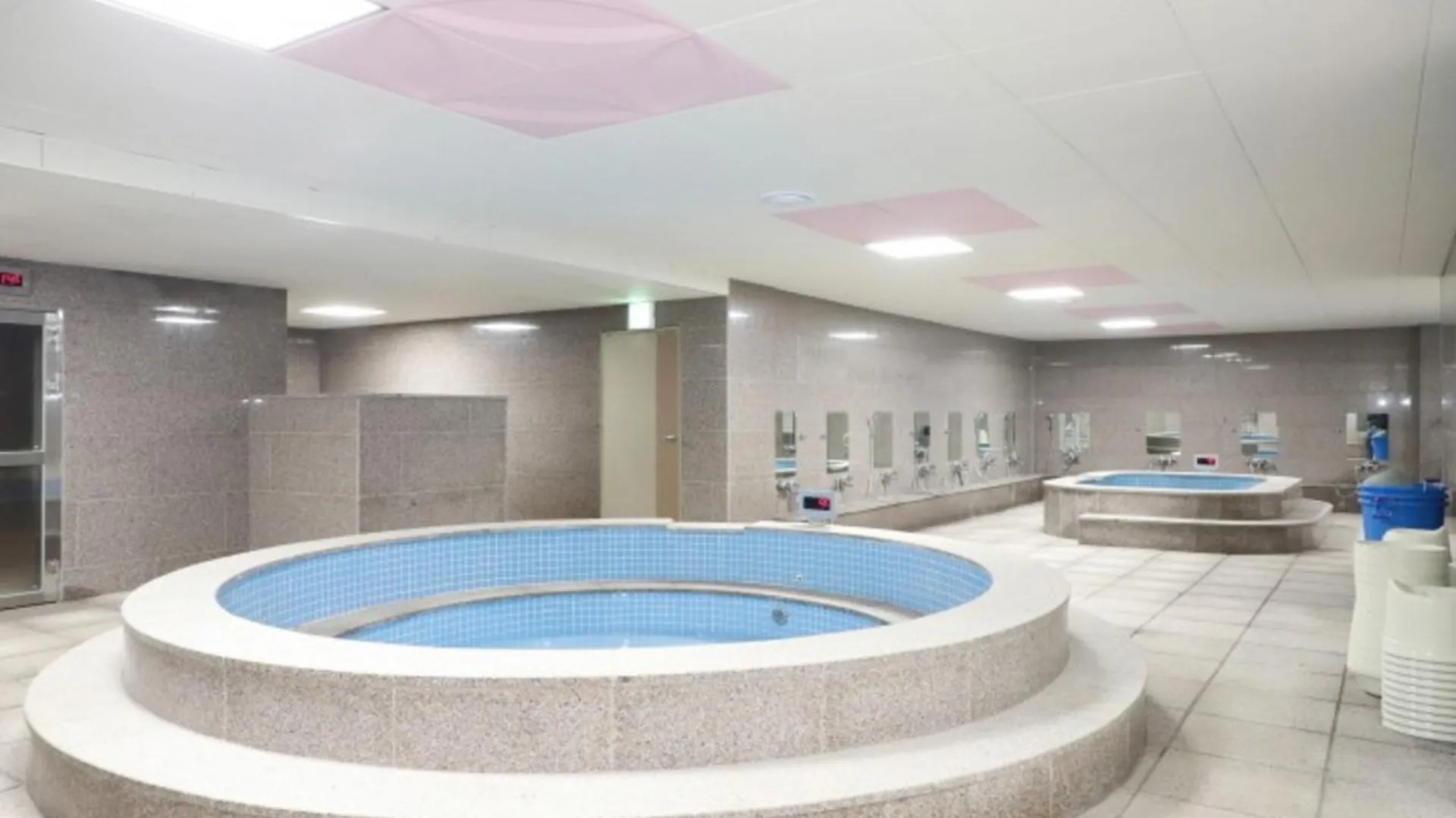 충주 수안보 스파 호텔 2성급 호텔 로비