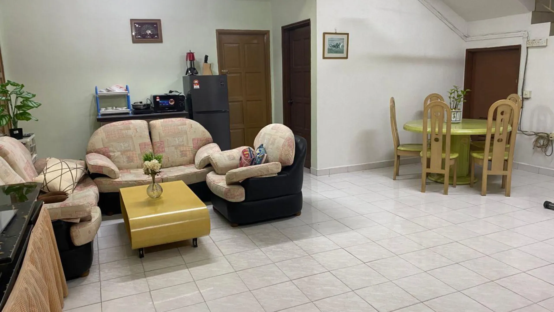 조호바루 / 조호르바루 반다르 바루 페르마스 자야의 프라이빗 하우스 (1540m², 침실 4개, 프라이빗 욕실 5개) 3성급 게스트하우스 로비