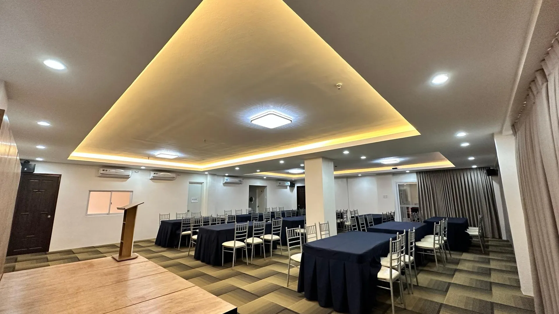 세부 세바스티앙 호텔 3성급 호텔 수영장