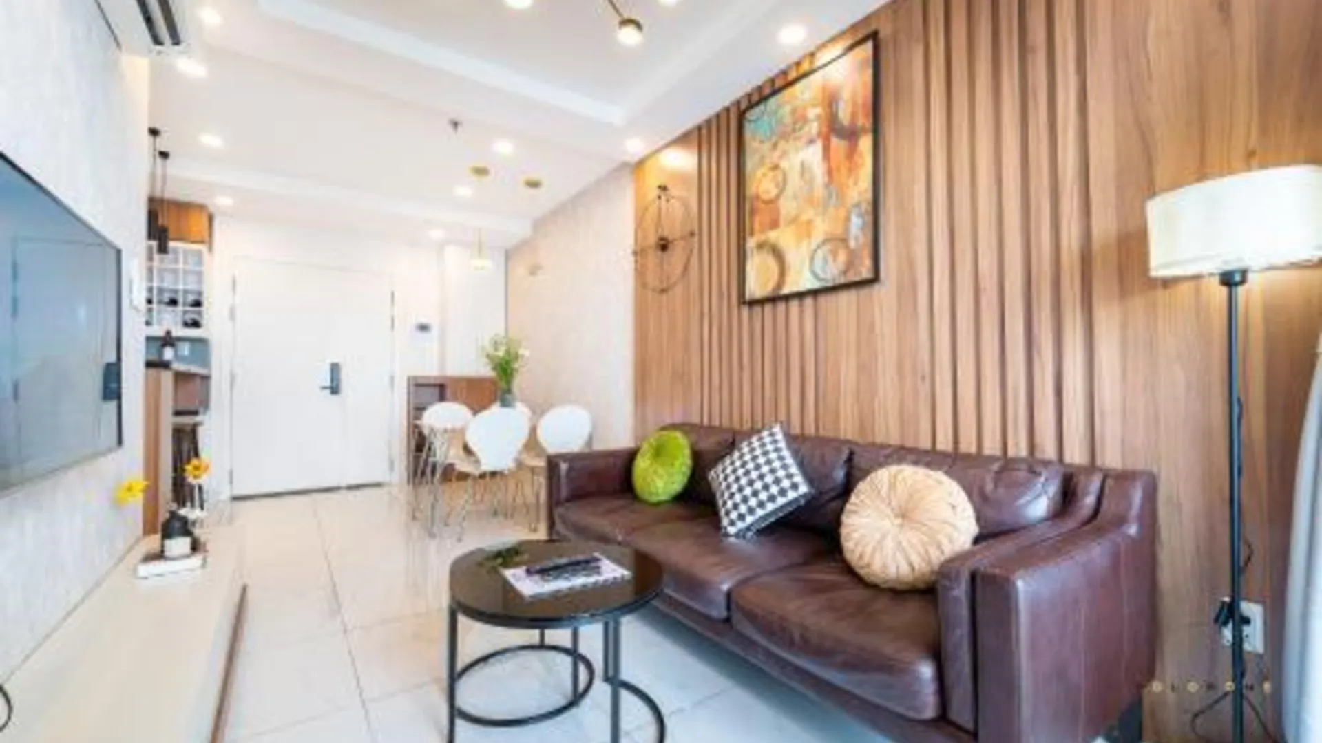 호치민 3군의 프라이빗 하우스 (60m², 침실 2개, 프라이빗 욕실 1개) 4성급 게스트하우스 수영장