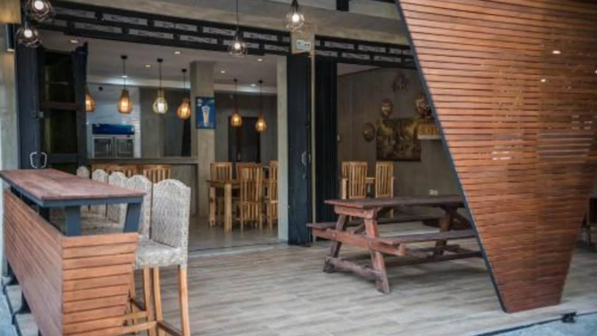 발리 더 가네샤 홈스테이 3성급 호텔 수영장