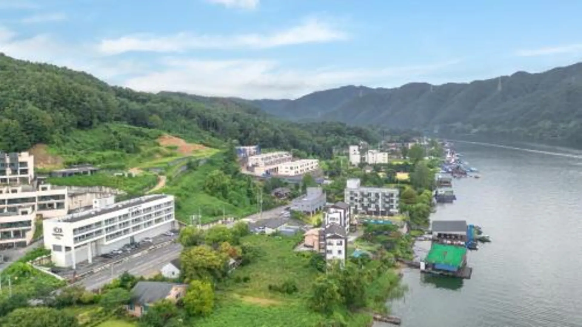 가평 가평 클럽피쉬빌라스 애견동반 펜션 3성급 게스트하우스 객실