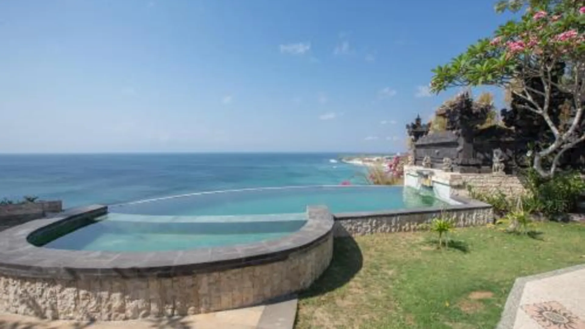 발리 Kembang Kuning 4성급 호텔 수영장