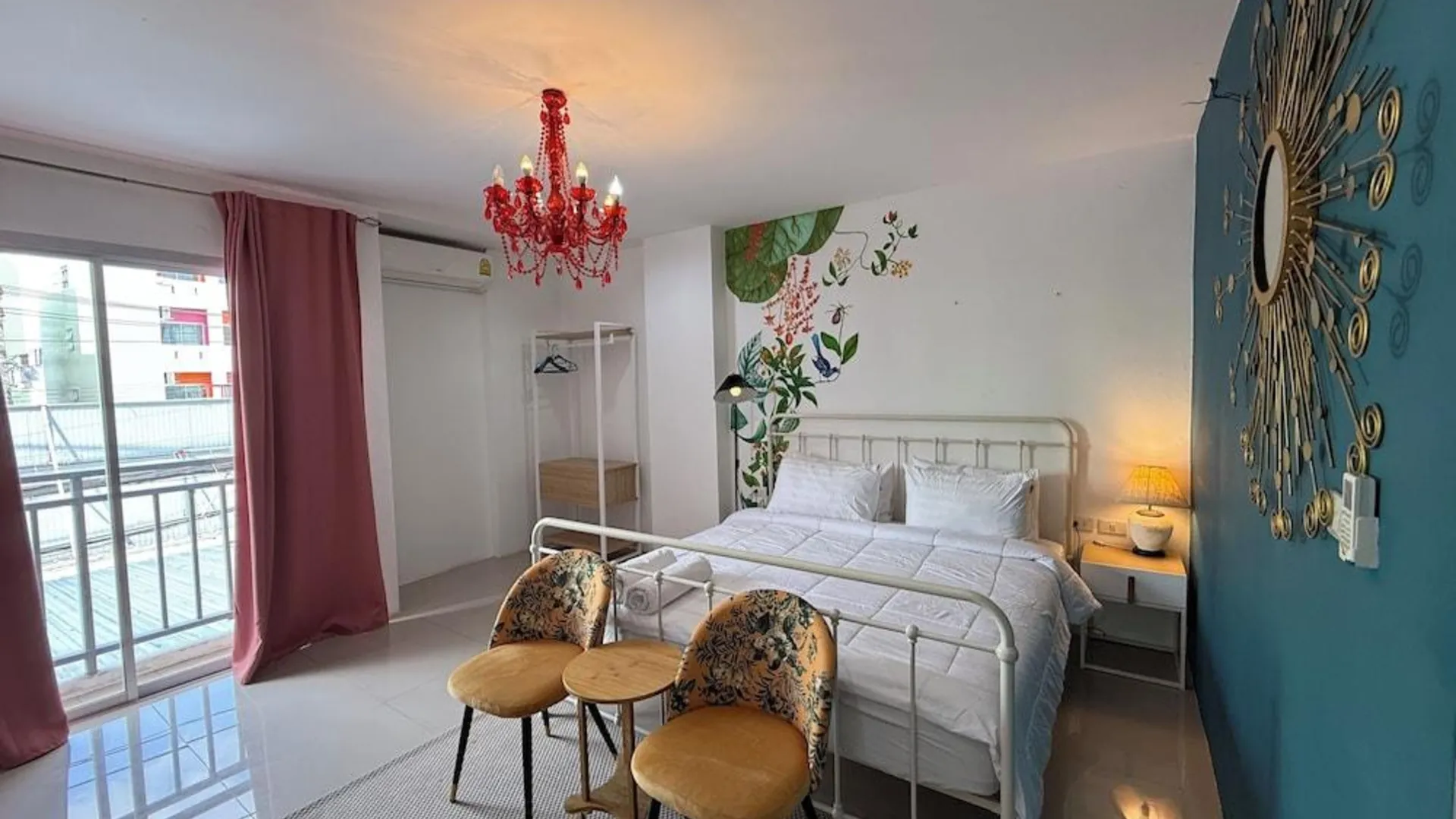 푸켓 파이브 로브즈 베즈 파통 3성급 호텔 전망