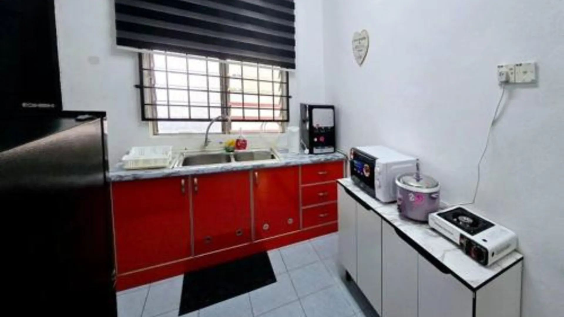 타나 메라 타나 메라의 프라이빗 하우스 (100m², 침실 3개, 프라이빗 욕실 2개) 3성급 싱글룸 수영장