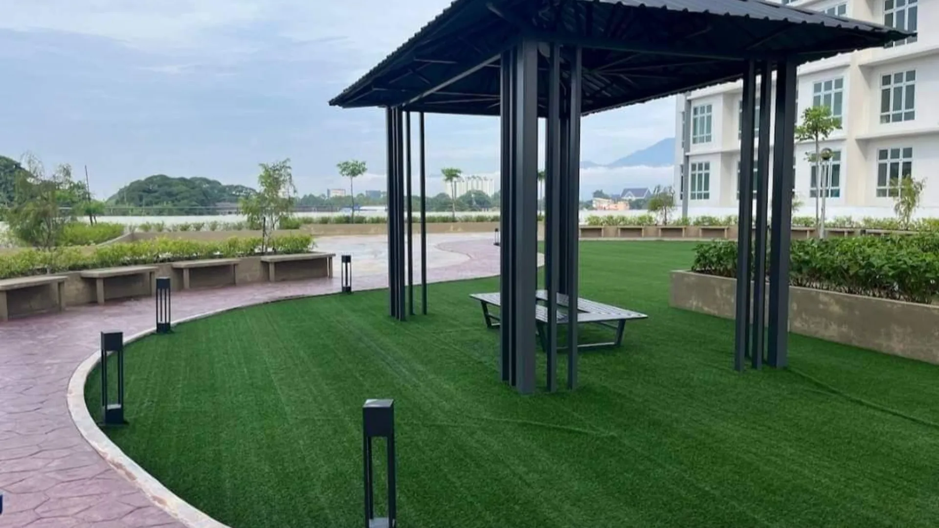 이포 캄풍 자와의 아파트먼트 (m², 침실 2개, 프라이빗 욕실 2개) 4성급 게스트하우스 레스토랑