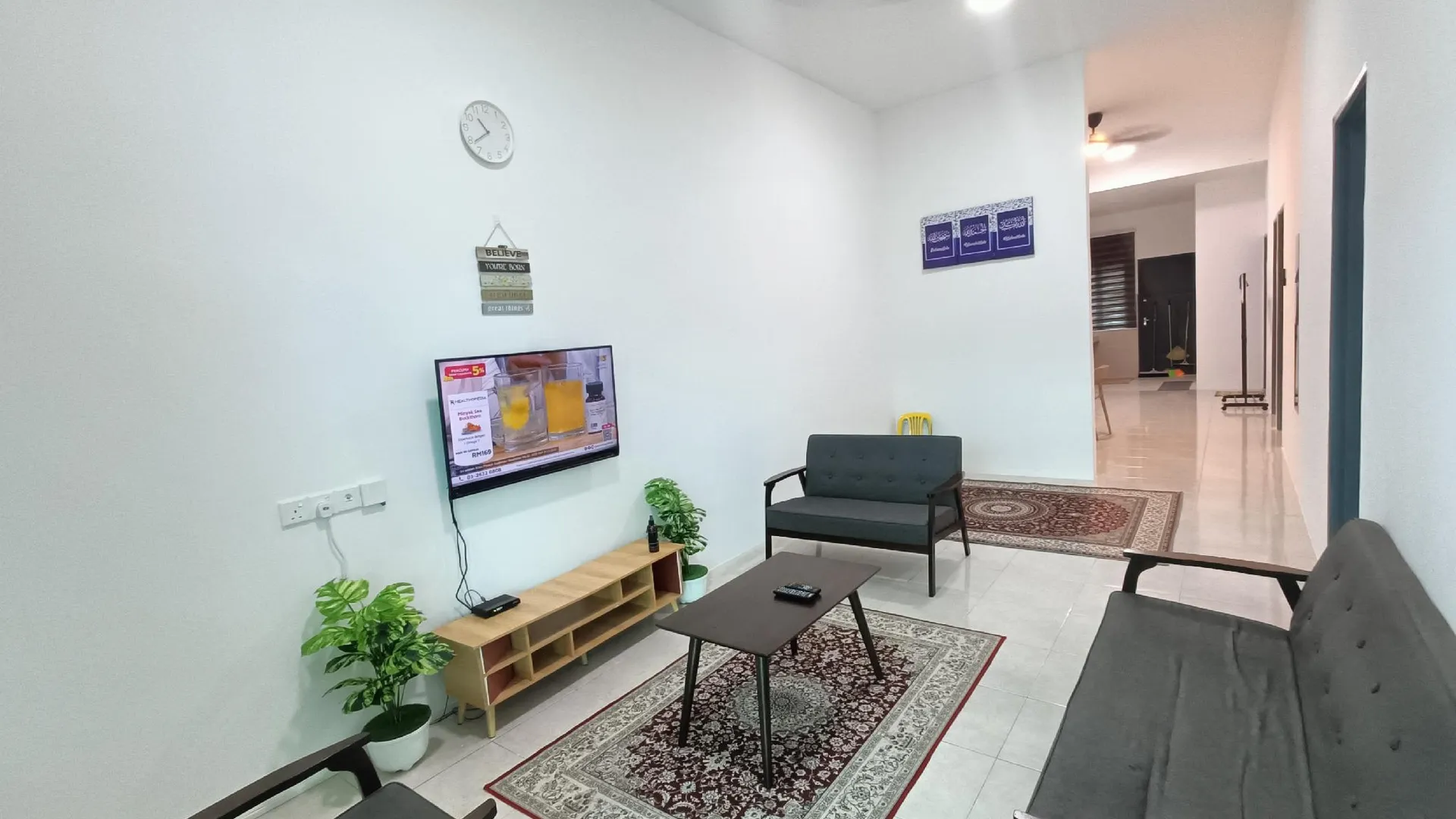 이포 탄중 람부탄의 프라이빗 하우스 (m², 침실 3개, 프라이빗 욕실 2개) 2성급 싱글룸 로비