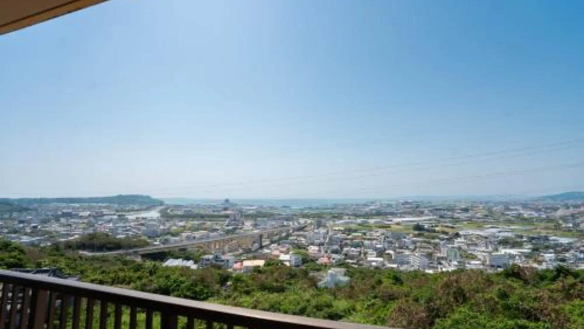 오키나와 본섬 島テラス高台から太平洋を眺める最高のロケーションハウス 3성급 싱글룸 전망