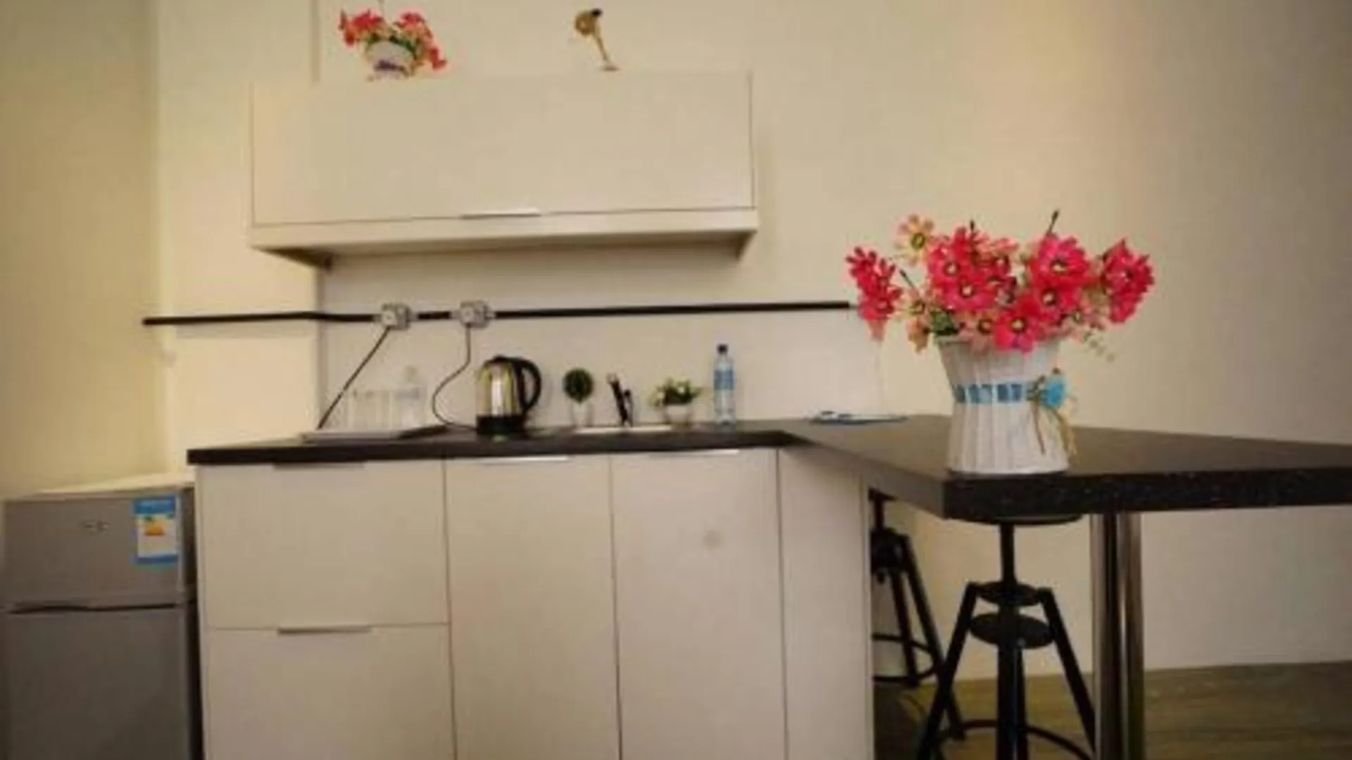 이포 캄풍 자와의 프라이빗 하우스 (988m², 침실 3개, 프라이빗 욕실 2개) 2성급 게스트하우스 외관