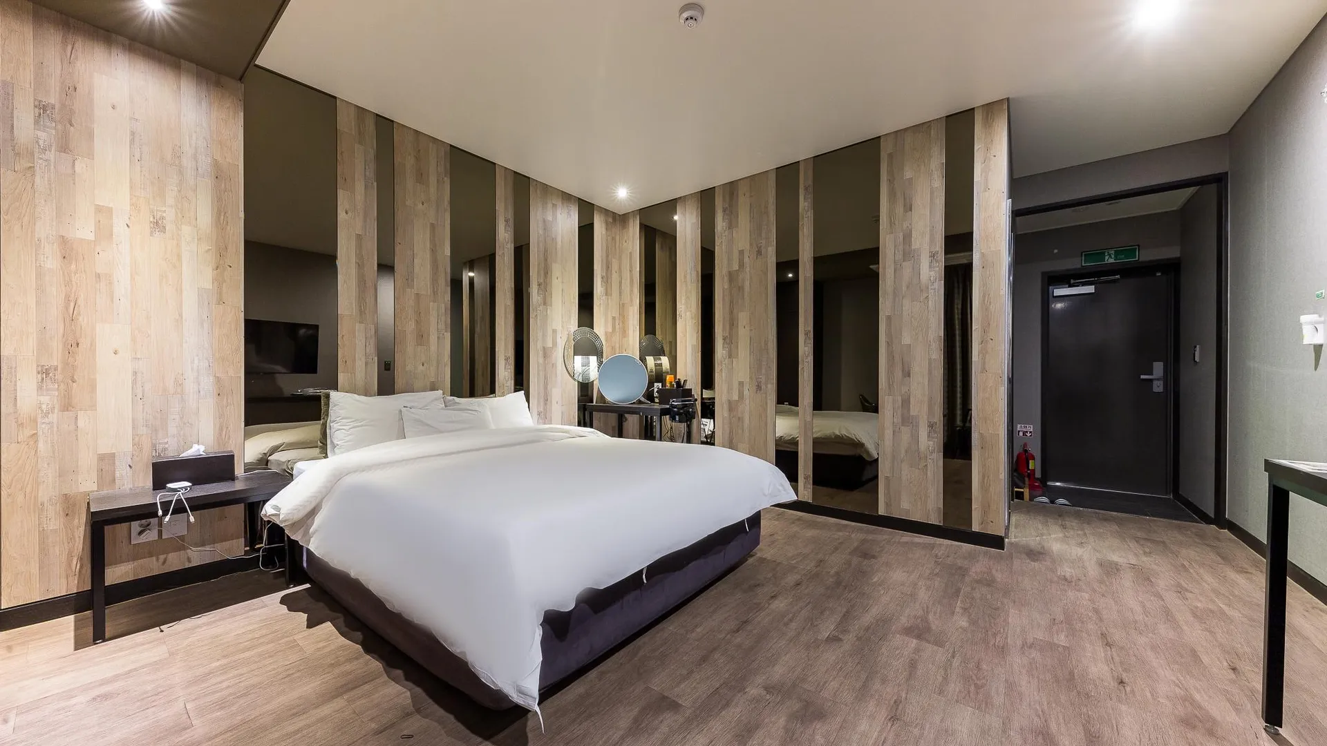 수원 예산 자자호텔 3성급 호텔 스위트룸