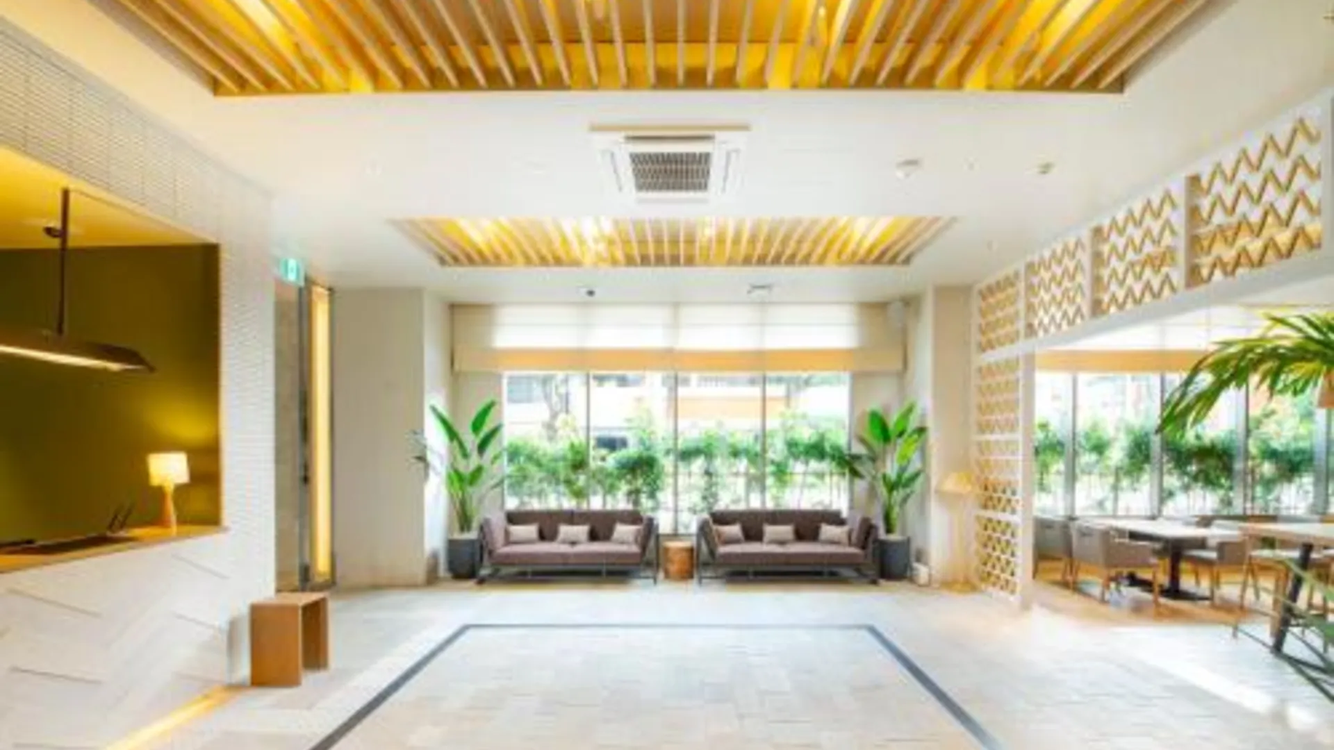 오키나와 본섬 호텔 토리피토 나하 아사히바시 3성급 호텔 스위트룸