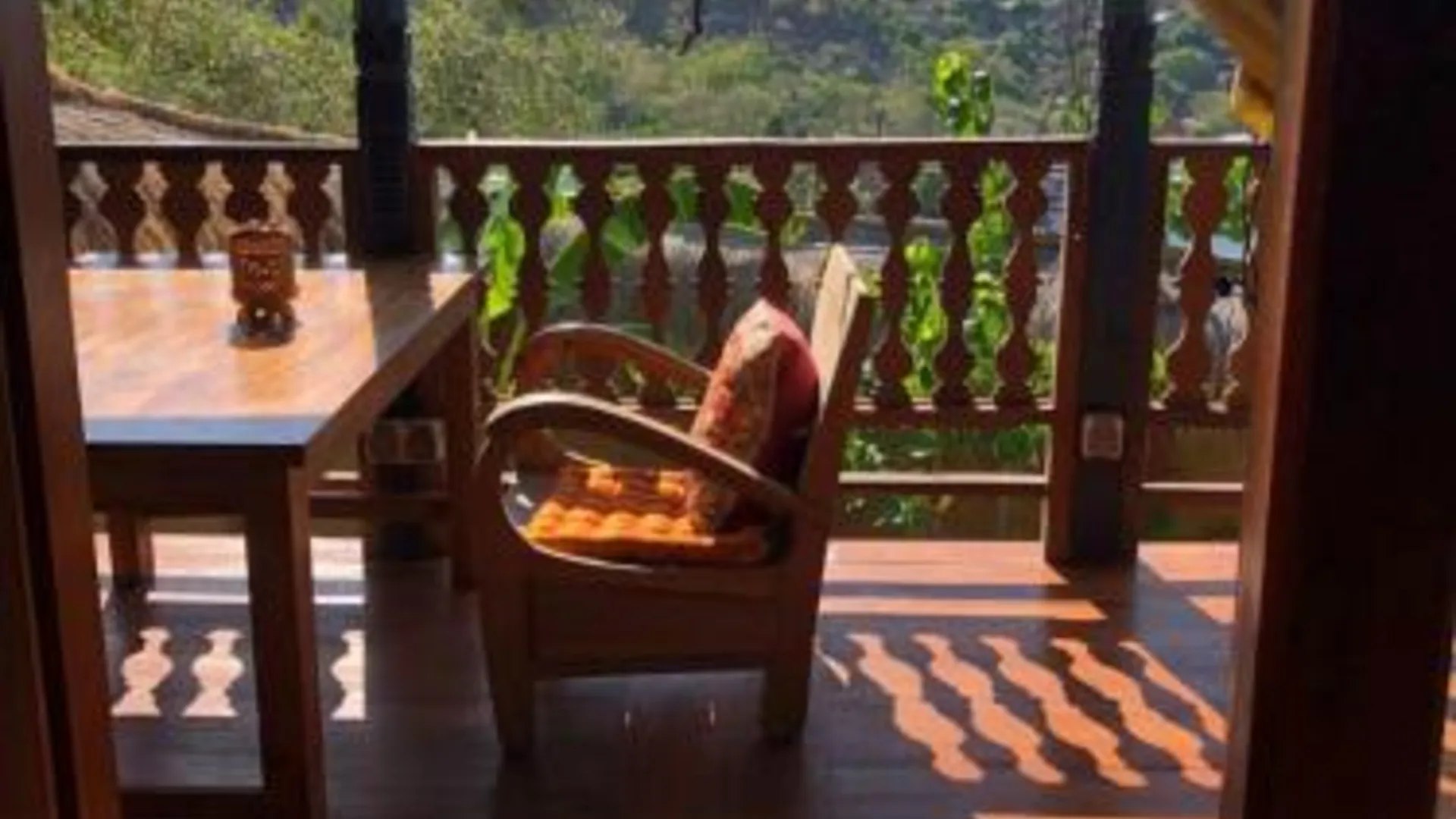 발리 Blue Earth Village 호텔 외관