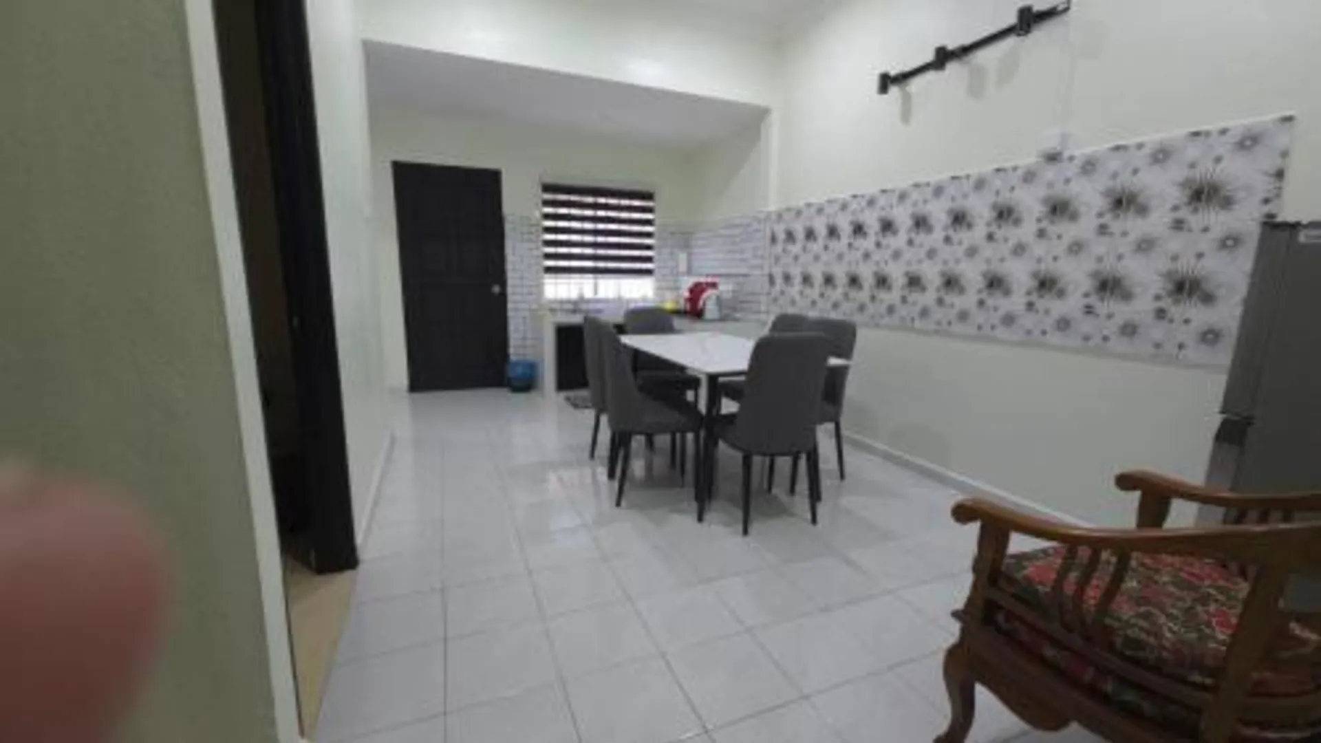 타나 메라 타나 메라의 프라이빗 하우스 (m², 침실 3개, 프라이빗 욕실 2개) 3성급 게스트하우스 레스토랑