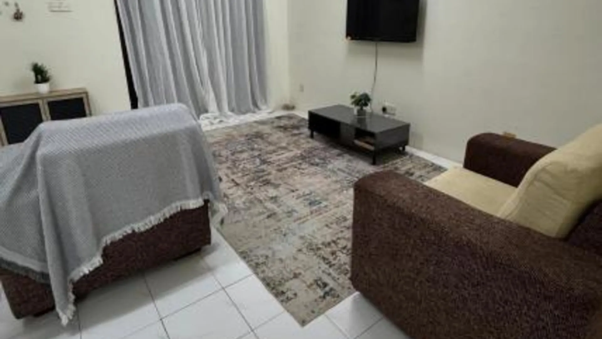 이포 탐분의 프라이빗 하우스 (m², 침실 4개, 프라이빗 욕실 3개) 2성급 게스트하우스 스위트룸