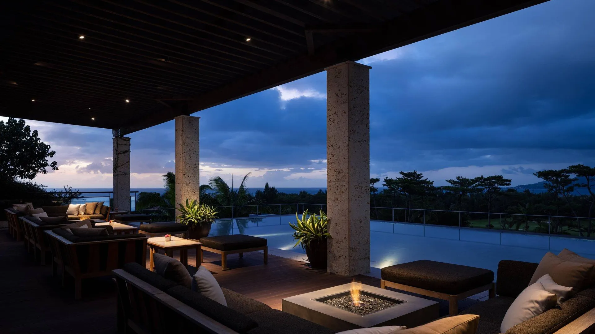 오키나와 본섬 리츠칼튼, 오키나와 5성급 호텔 부대시설