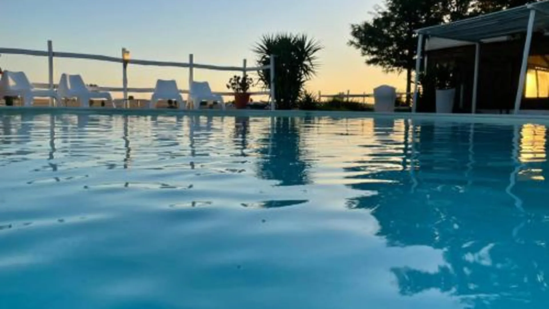 알주스트렐 Monte dos Poços 호텔 객실