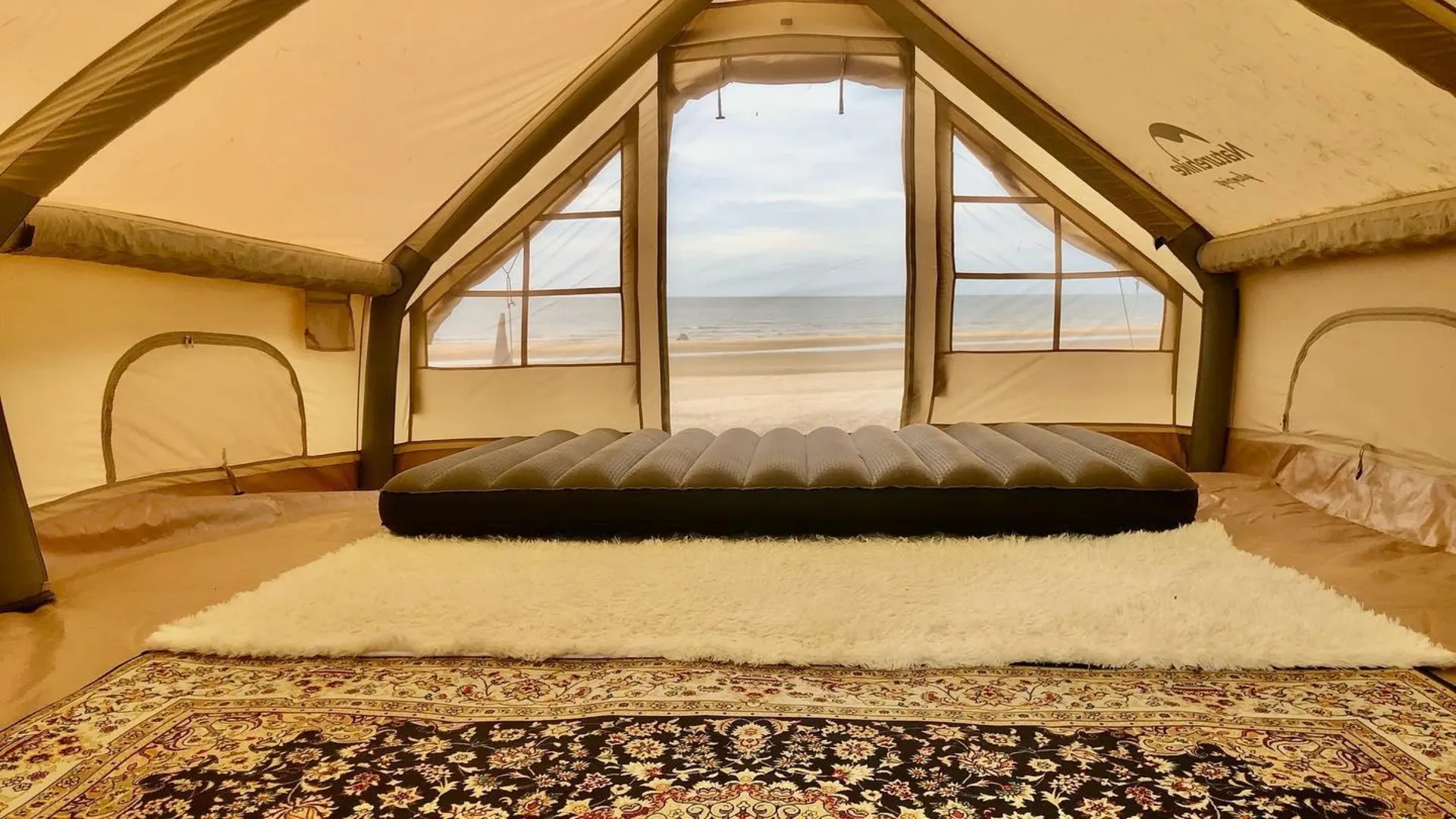 페칸 페칸 시티의 프라이빗 하우스 (1200m², 침실 3개, 프라이빗 욕실 2개) 3성급 싱글룸 스위트룸