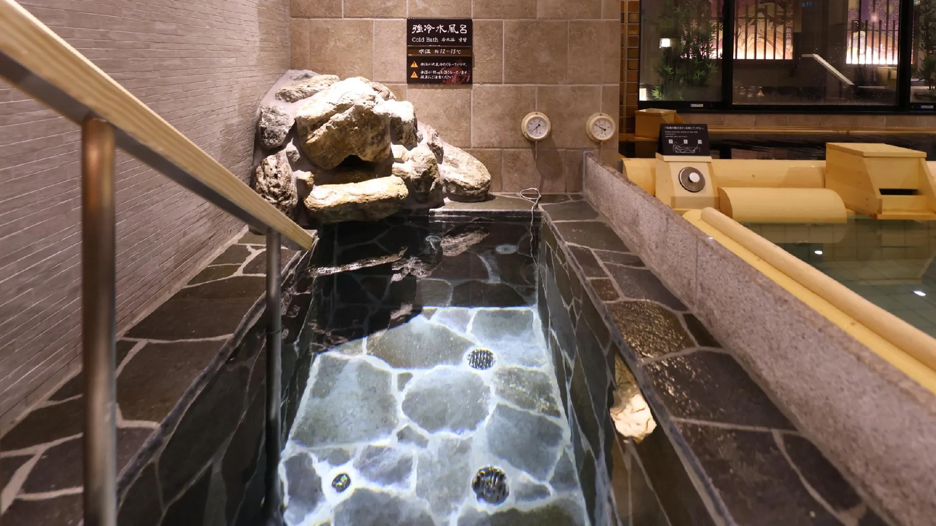 도쿄 / 동경 온야도 노노 아사쿠사벳테이 핫 스프링 4성급 호텔 수영장