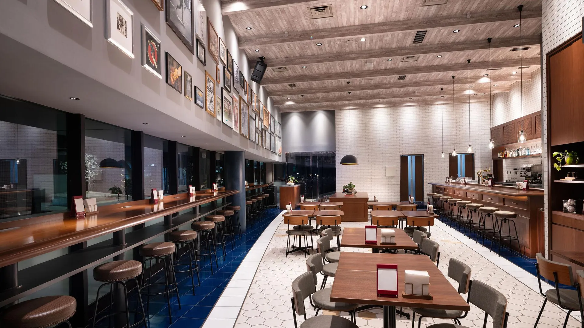 도쿄 / 동경 더블트리 바이 힐튼 도쿄 아리아케 4성급 호텔 외관