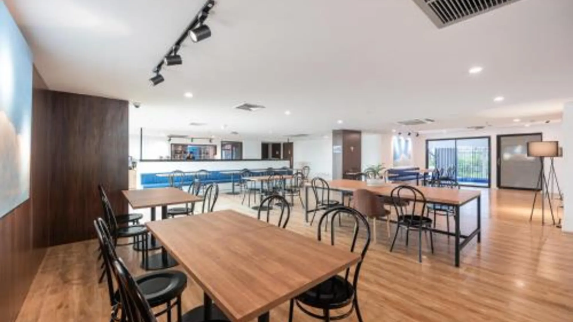 치앙라이 코코텔 치앙라이 에어포트 스위트 4성급 호텔 전망