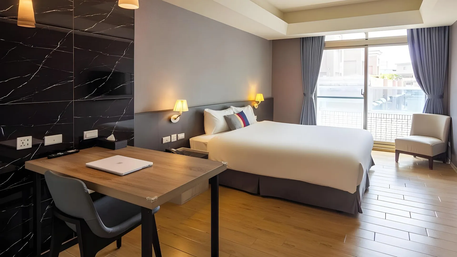 타이베이 체크 인 뉴 타이페이 루저우 3성급 호텔 스위트룸