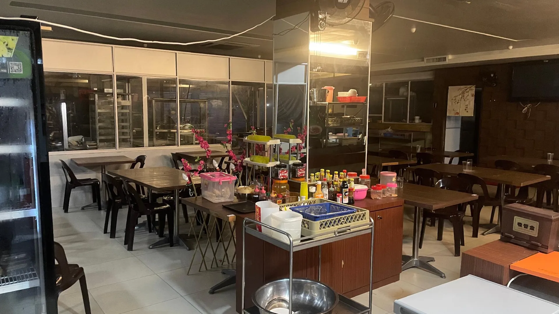 빈툴루 Waterfront HomeStay 3성급 호텔 수영장