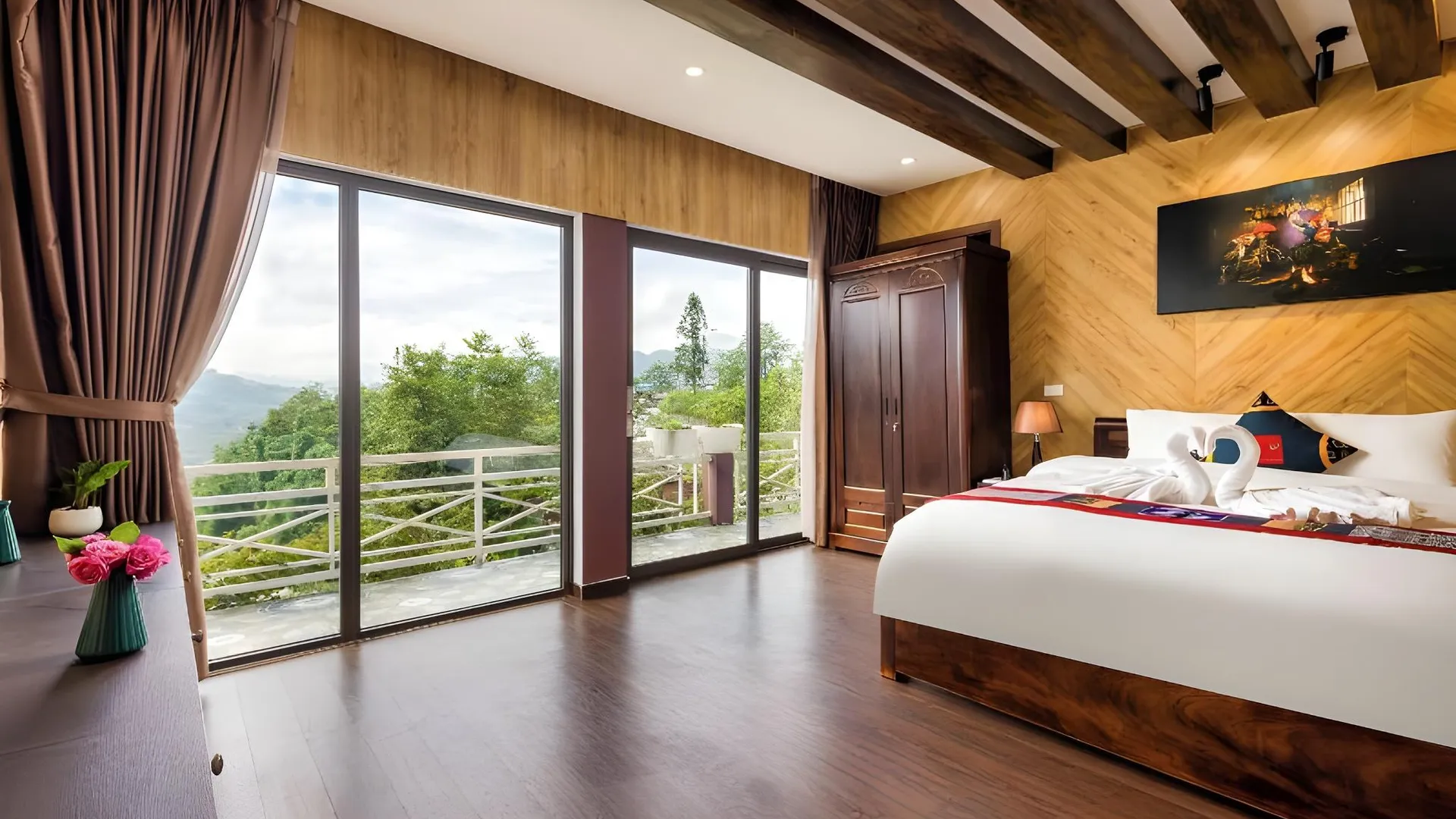 사파 JK 사파 홈스테이 앤 스위밍풀 4성급 게스트하우스 스위트룸